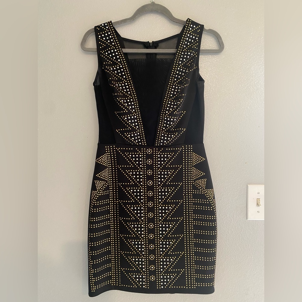 Liz Minelli mini Black dress gold $ silver details 🏆🪙